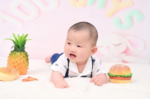 伊犁宝宝接种疫苗后发烧